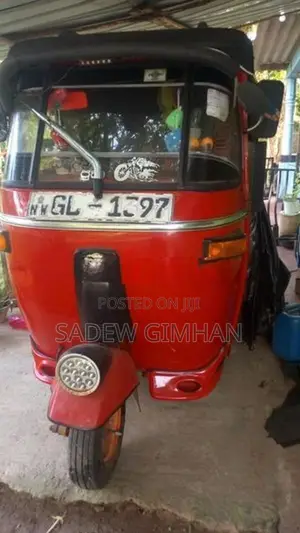 Bajaj RE 2002