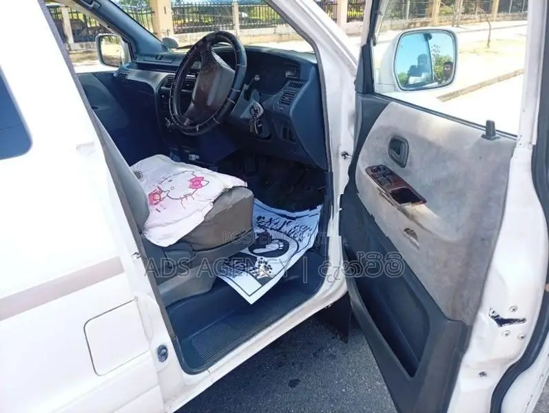 Toyota Noah CR51 1996
