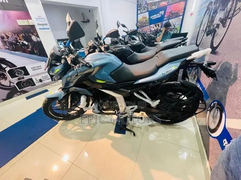Bajaj Pulsar N160 Premium 2026