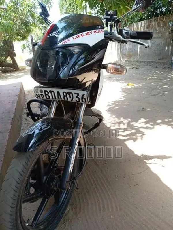 Bajaj Pulsar 150 2018