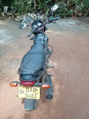 Bajaj Platina 100 2012