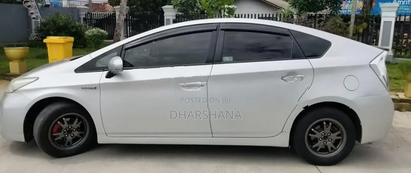 Toyota Prius 3rd Generation 2013