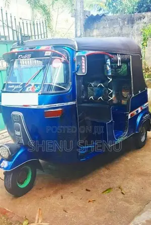 Bajaj RE Three wheeler 2003
