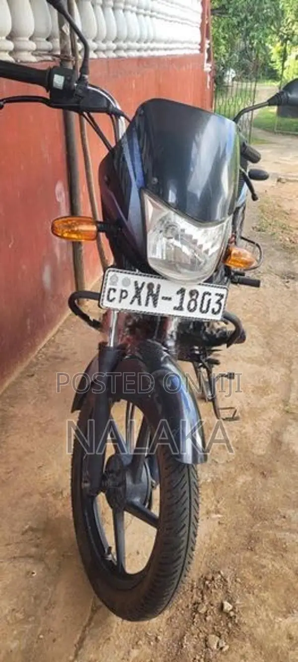 Bajaj Platina 125 2012