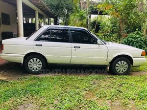 Nissan Sunny 1988