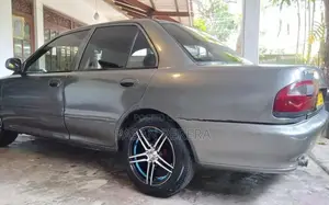 Proton Wira 2001