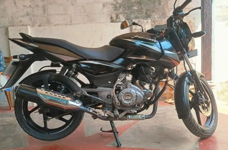 Bajaj Pulsar 150 2017