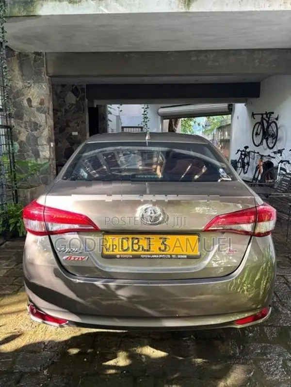Toyota Yaris Ativ 2019