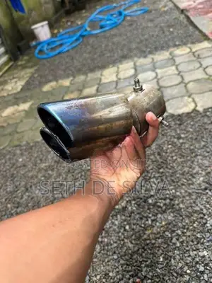 Exhaust muffler for car