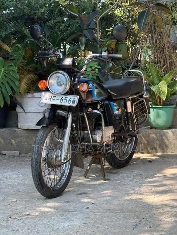 Bajaj Boxer 2005