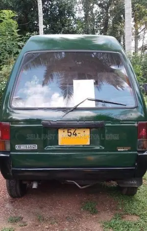 Nissan Vanette 1989