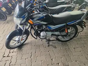Bajaj CT100 2026