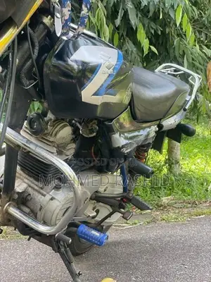 Bajaj CT100 2007