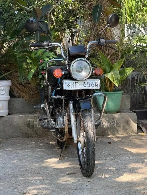 Bajaj Boxer 2005