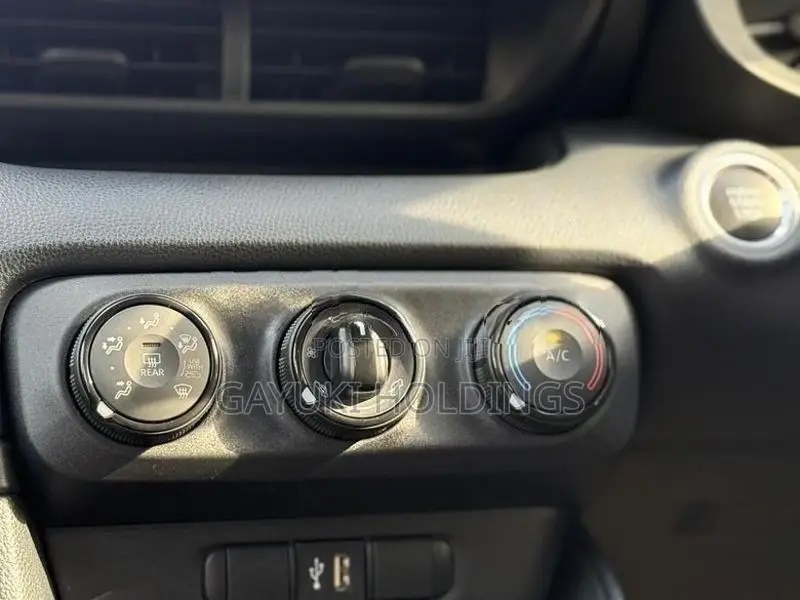 Toyota Yaris X Smart 2023