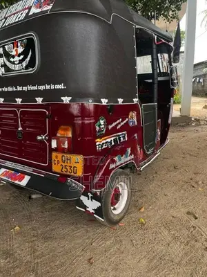 Bajaj RE 2006