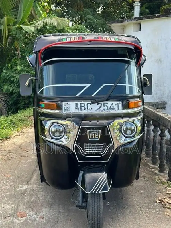 Bajaj RE 2015