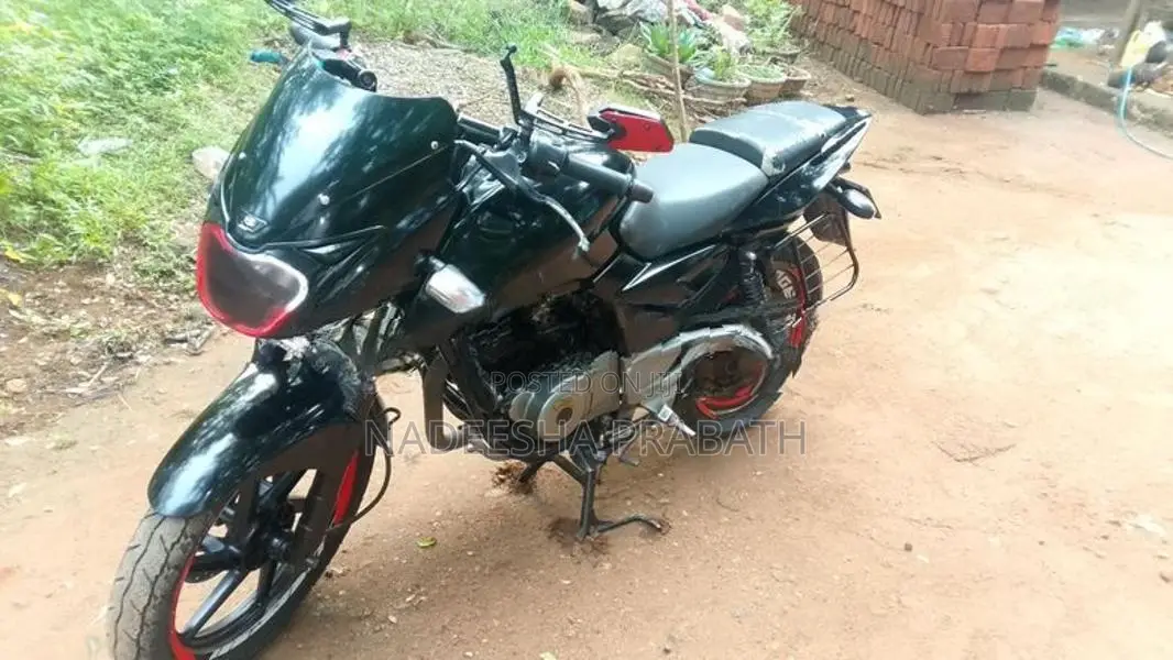 Bajaj Pulsar 180 2008