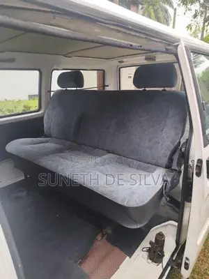 Mitsubishi L300 1985