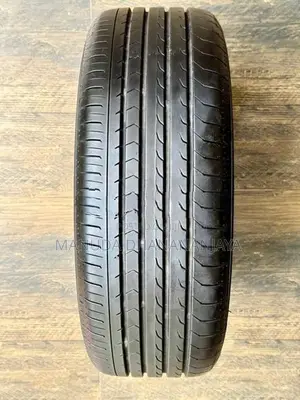 215/55/R17 Yokohama Tyres with Alloywheels