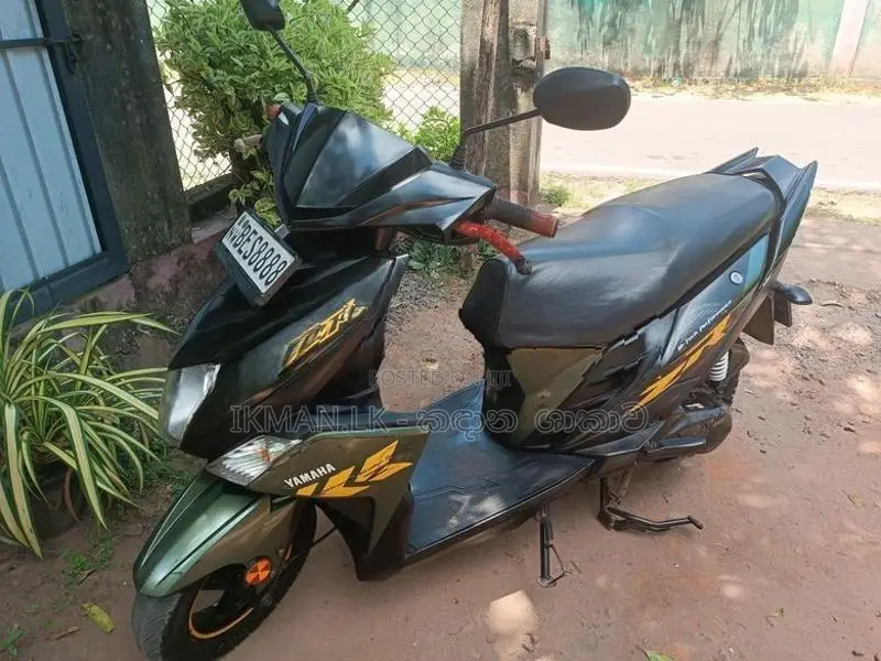 Yamaha RayZR 2017