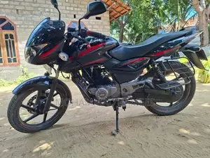 Bajaj Pulsar 150 2017