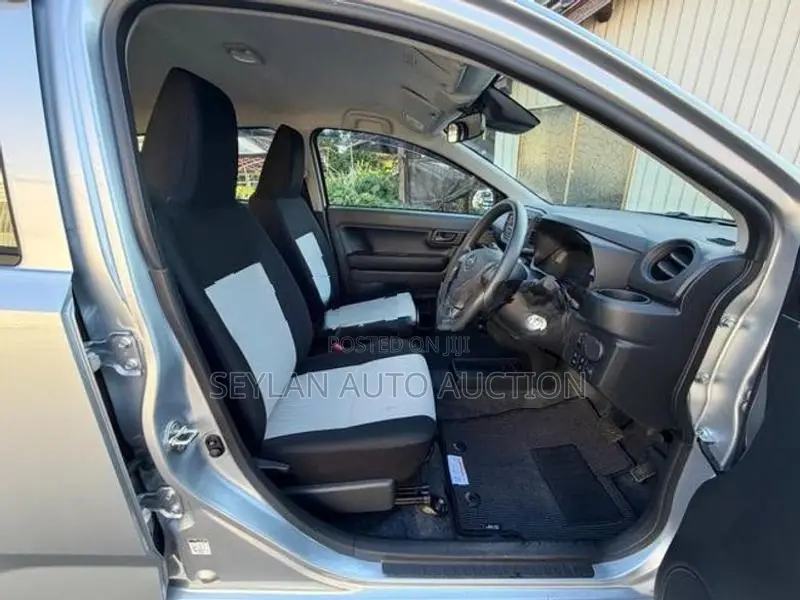 Daihatsu Mira L SA3, 2024