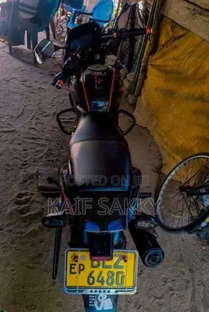 Bajaj Pulsar 180 2017