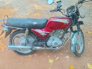 Bajaj Boxer 2004
