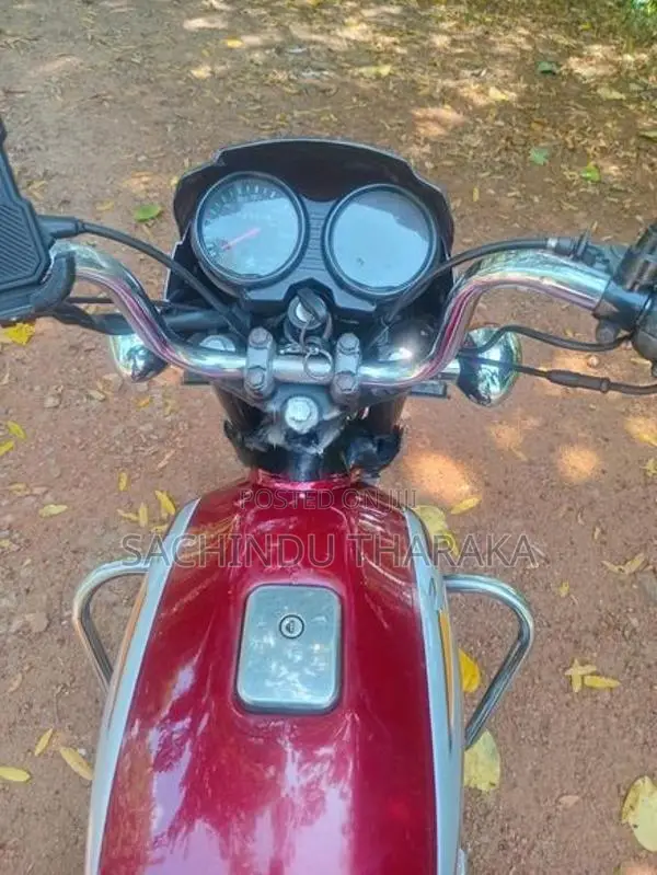 Bajaj Boxer 2004