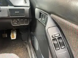 Mazda Familia 1992