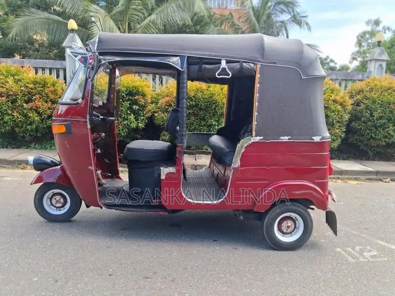 Bajaj RE 2007