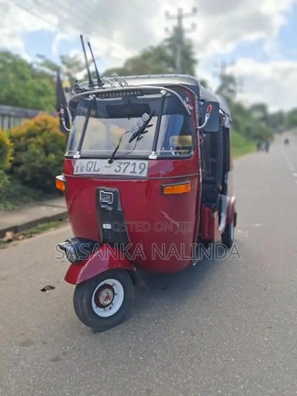 Bajaj RE 2007