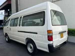 Toyota Dolphin LH182 1999