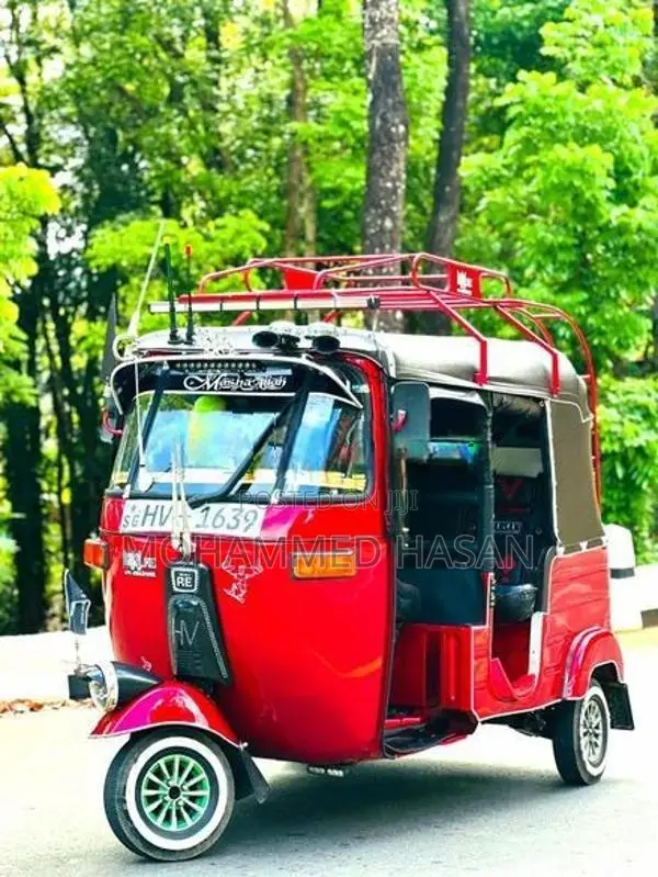 Bajaj RE 2005