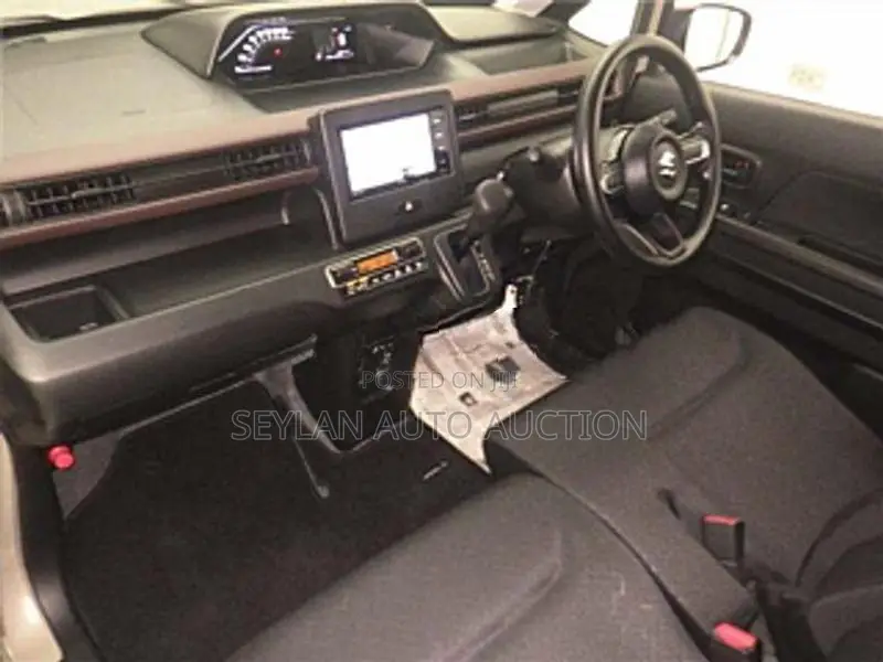 Suzuki Wagon R ZL, 2026