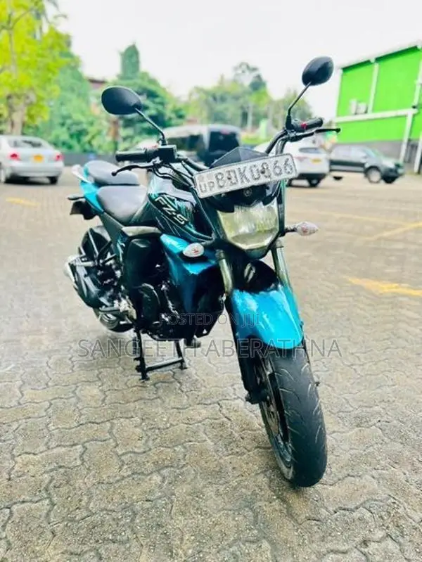Yamaha FZs V2 2016