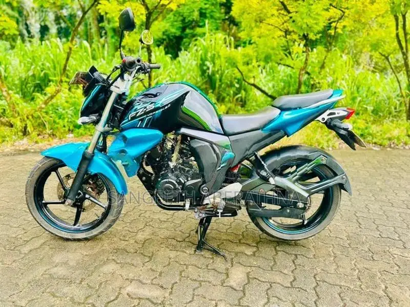 Yamaha FZs V2 2016