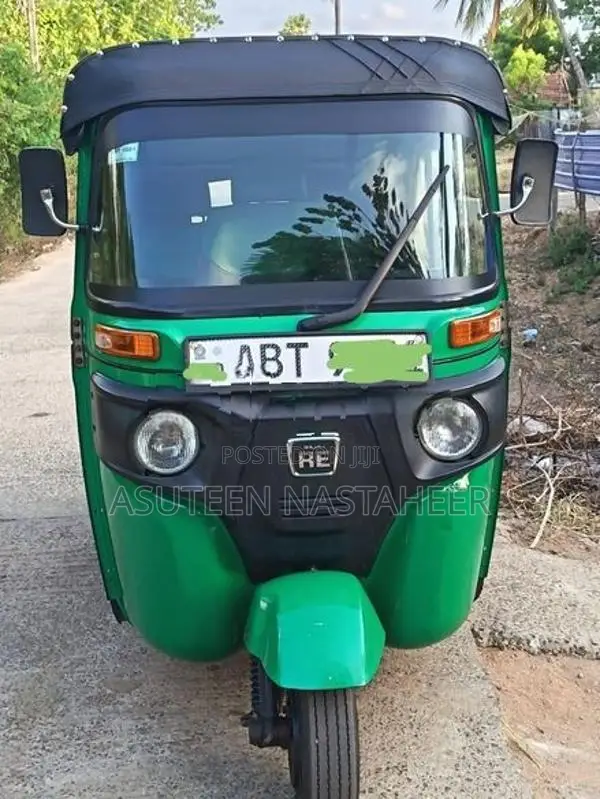 Bajaj RE Three Wheeler 2019