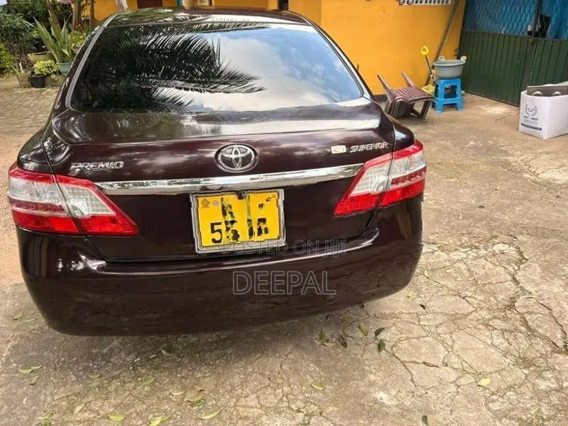 Toyota Premio G Superior 2011