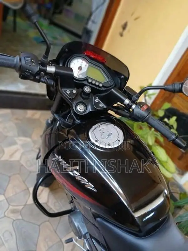 Bajaj Pulsar 150 2018