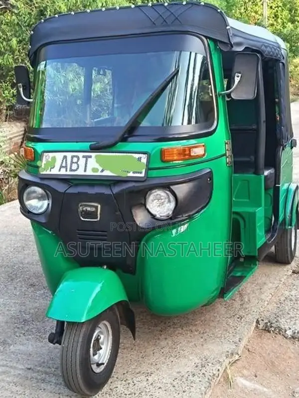 Bajaj RE Three Wheeler 2019
