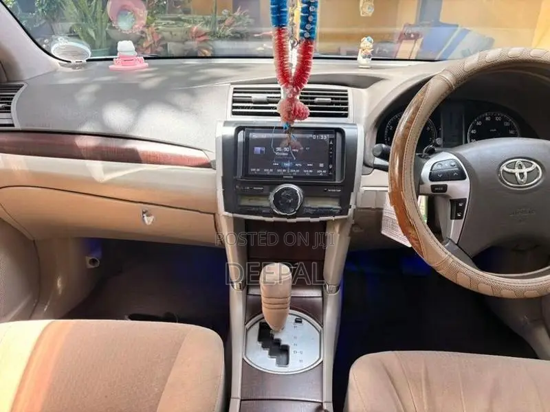 Toyota Premio G Superior 2011