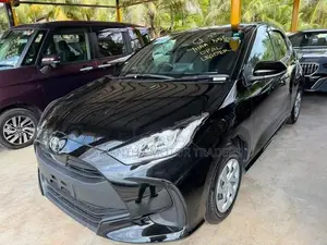 Toyota Yaris G LED 2023