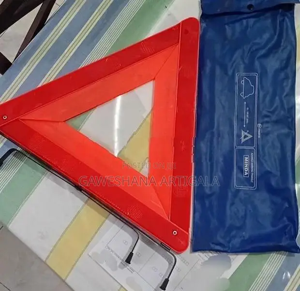 Car Reflective Warning Traingle - Universal