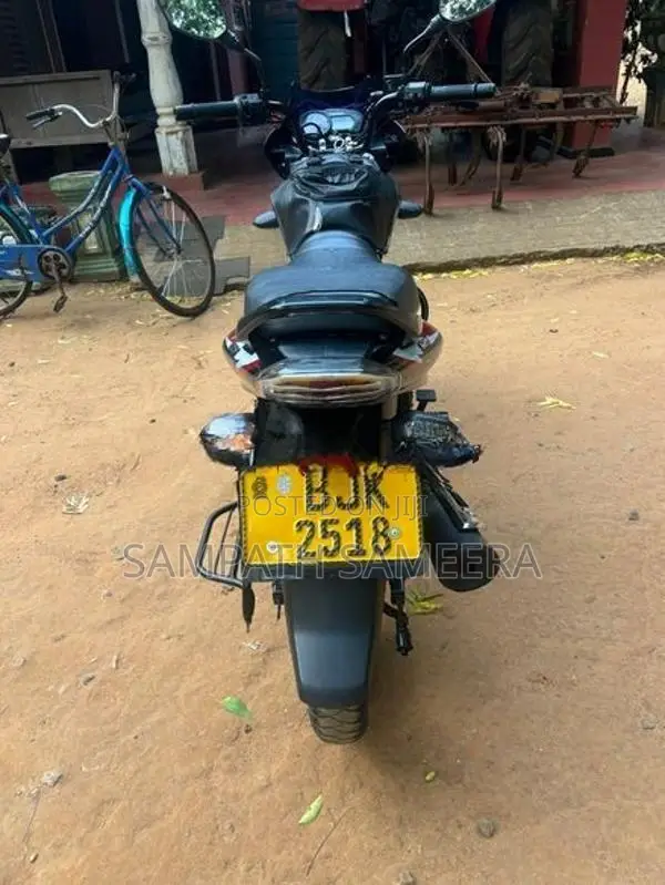 Bajaj Discover 125 2024