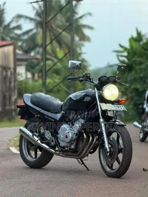 Honda Jade 2005