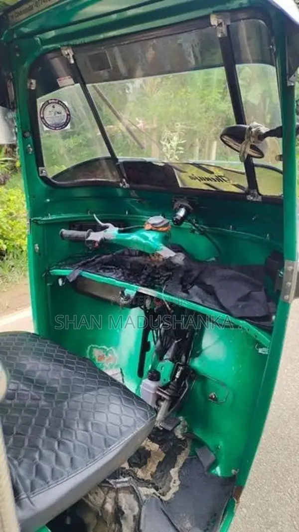Bajaj RE 2 Stroke 2003