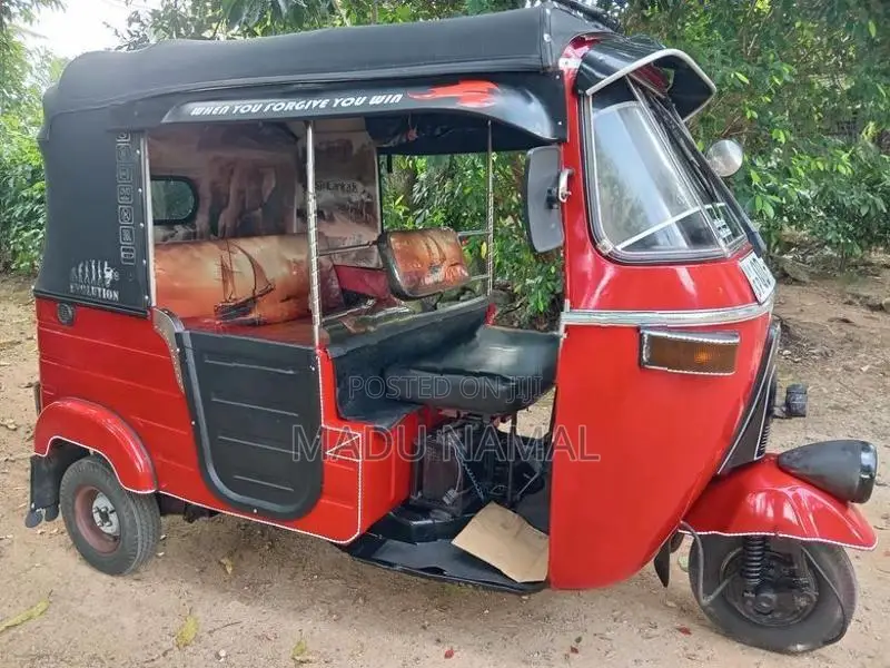 Bajaj RE 2 stroke 2006