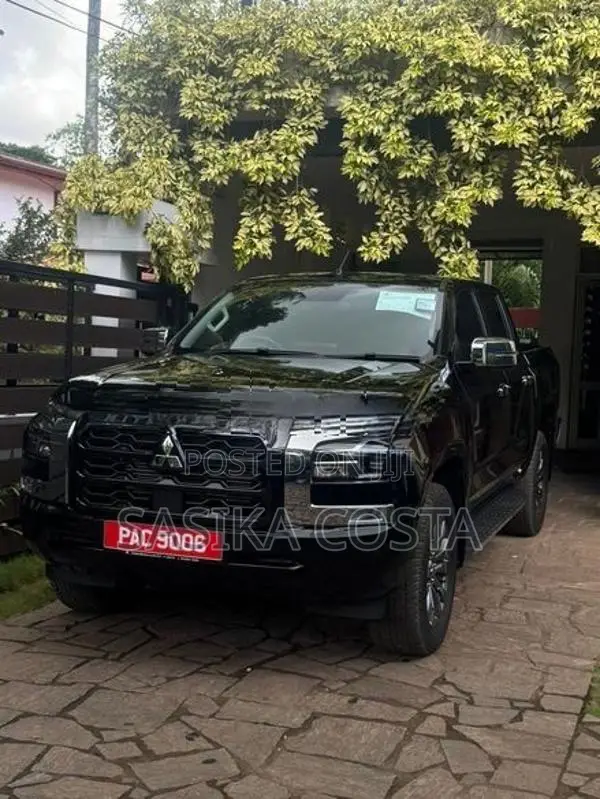 Mitsubishi L200 Triton GLS 2025